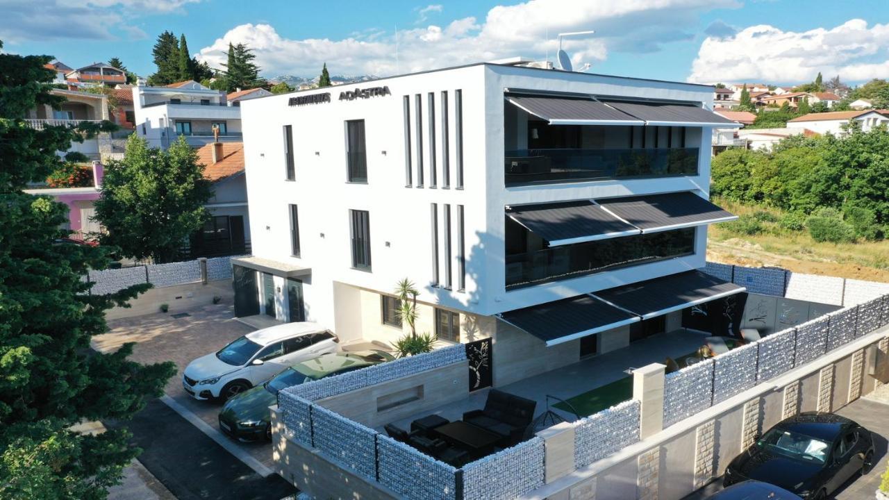 Adastra Apartments Maslenica Exteriér fotografie