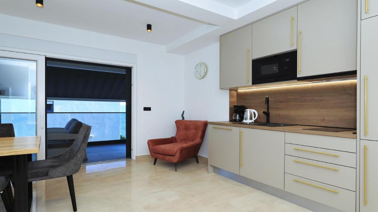 Adastra Apartments Maslenica Exteriér fotografie