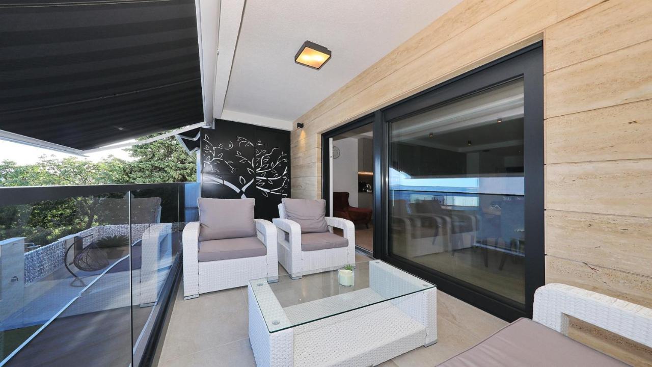 Adastra Apartments Maslenica Exteriér fotografie