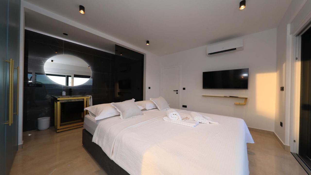 Adastra Apartments Maslenica Exteriér fotografie